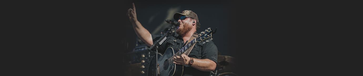 Luke Combs Tickets