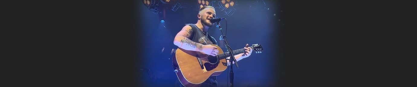Zach Bryan Tickets